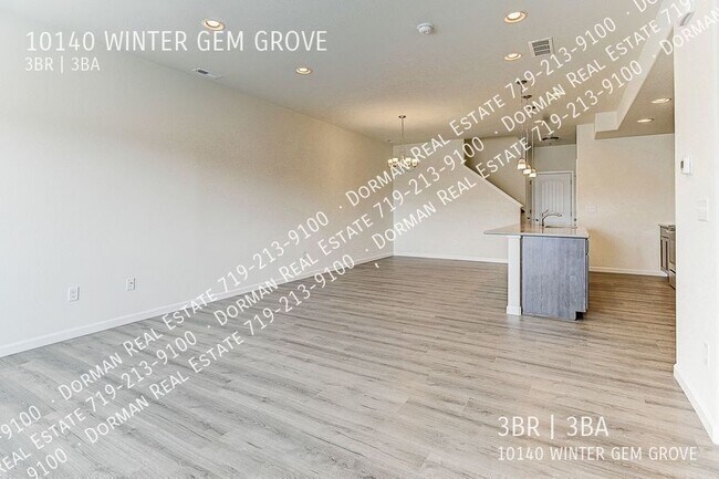Building Photo - 10140 Winter Gem Grv