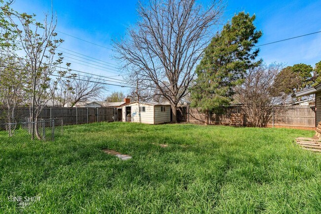 Building Photo - 3181 Sherry Ln