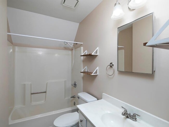 Building Photo - 1147 Haven Brook Pl