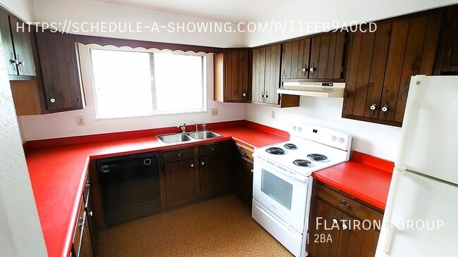 Building Photo - 2680 5th St