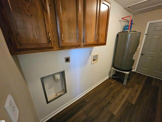 Building Photo - 132 Falcon Ridge Dr