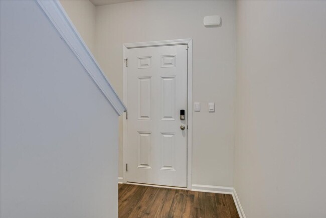 Building Photo - 846 Quaint Parish Cir