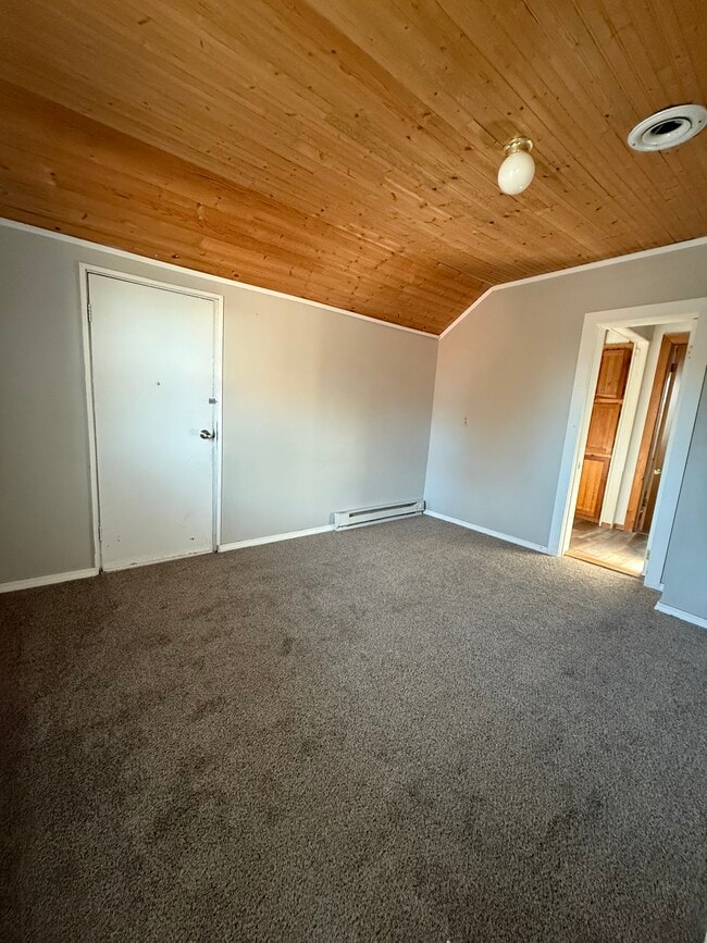 Building Photo - 320 9th Ave N