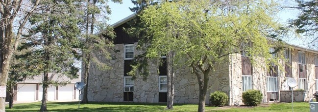 Building Photo - Maplewood Apartments