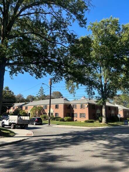 One off street parking with possibility of second, plus plenty of off street parking - 36 Pierce Rd