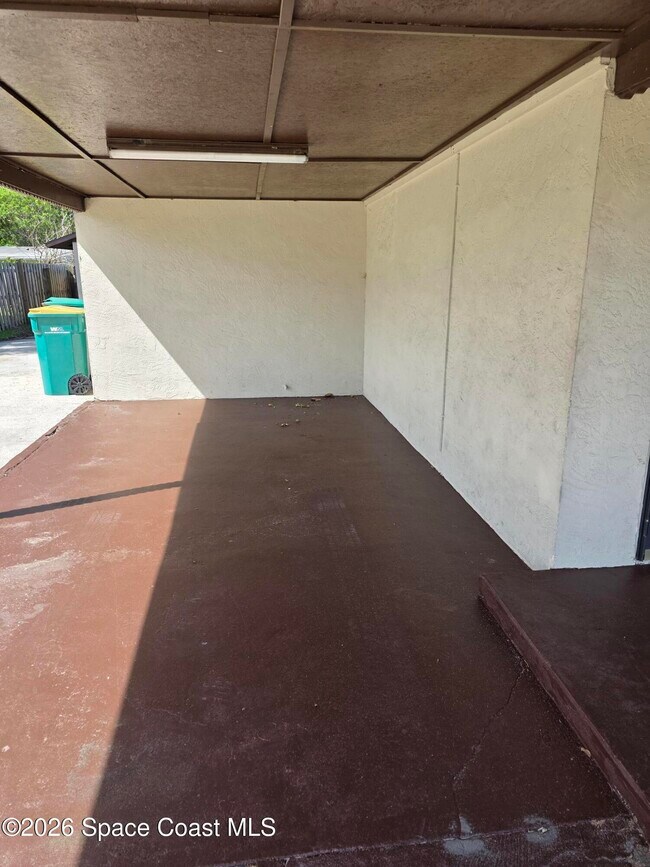 Building Photo - 2910 Zephyr Ln