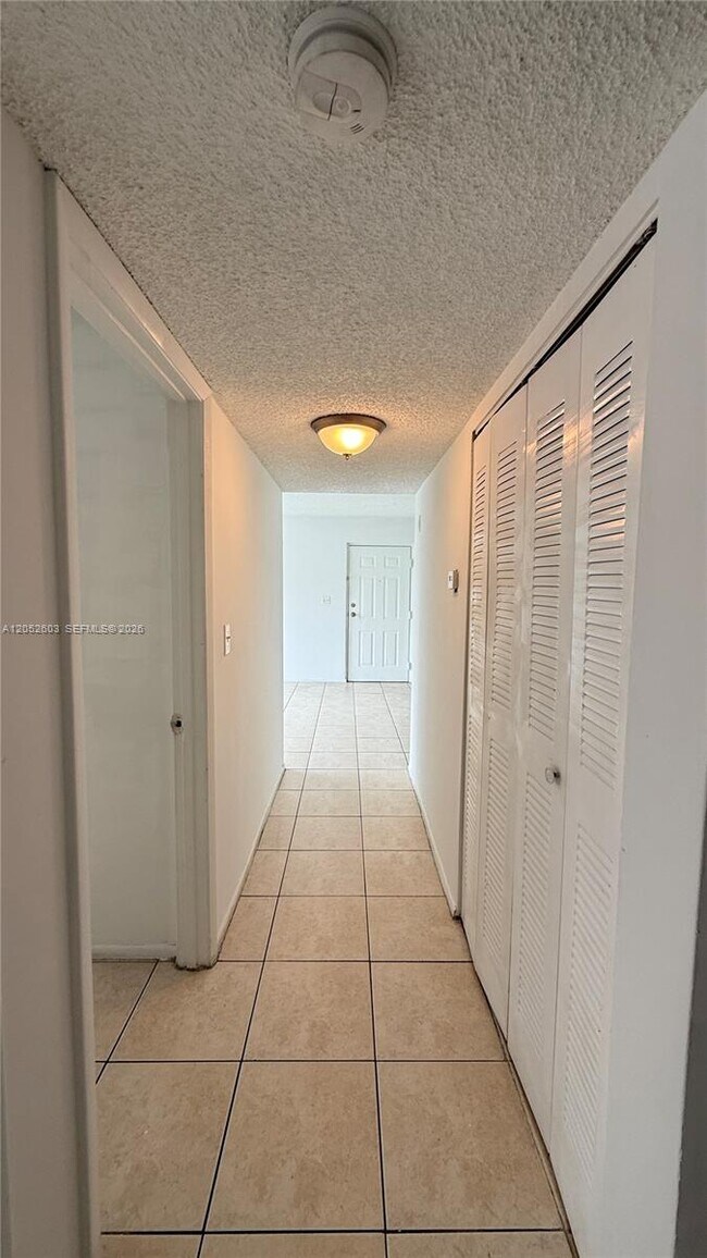 Building Photo - 1163 Lake Terry Dr