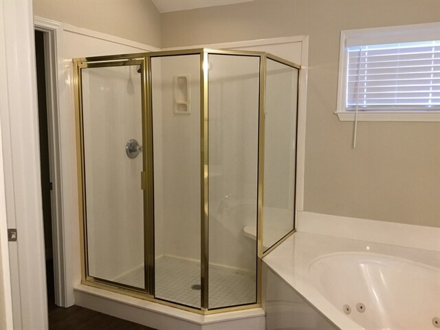 Building Photo - 4920 Misty River Rd