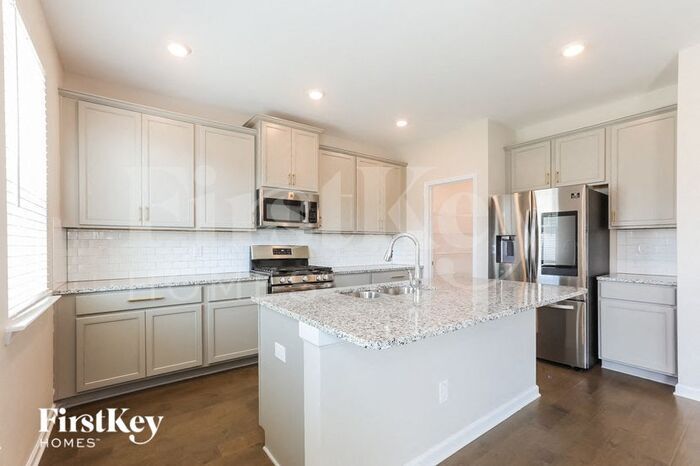 Building Photo - 3669 Broadwick Ln