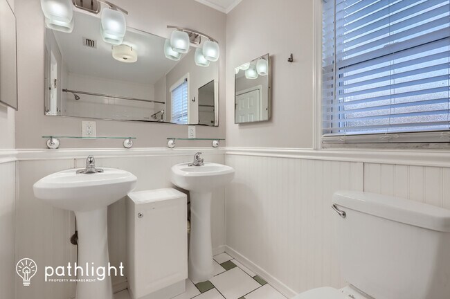 Building Photo - 6708 Ralston Beach Cir