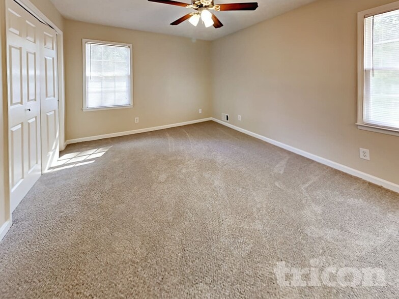 Building Photo - 4273 Ipwich Ct SW