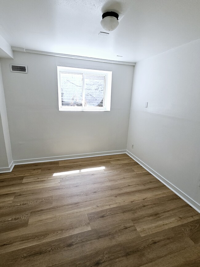 Building Photo - 55 San Rafael Ct