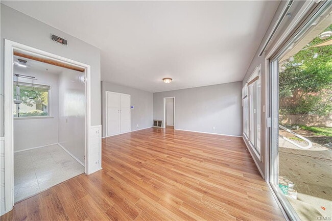 Building Photo - 3388 Rosewood Ave