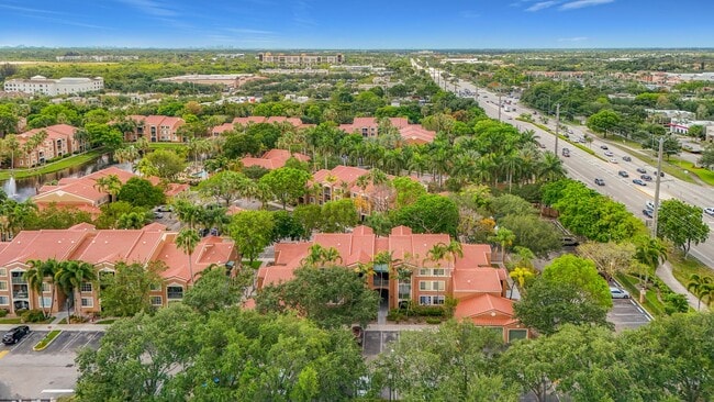 Building Photo - Super Cozy 2 bedroom in Desirable Neighborhood in coconut creek