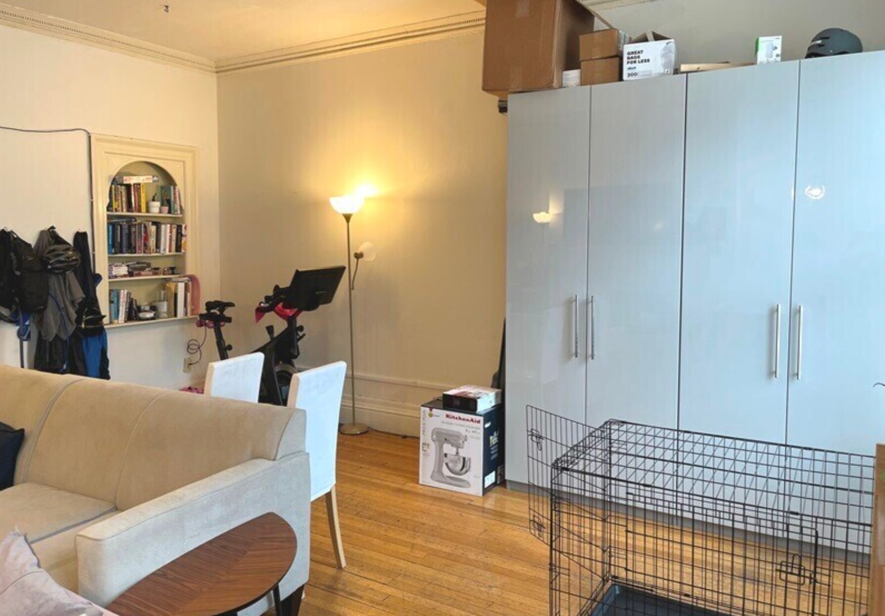 Building Photo - 510 Beacon St