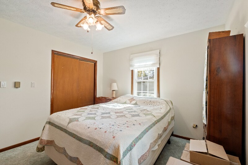 Building Photo - 9148 Crottinger Rd