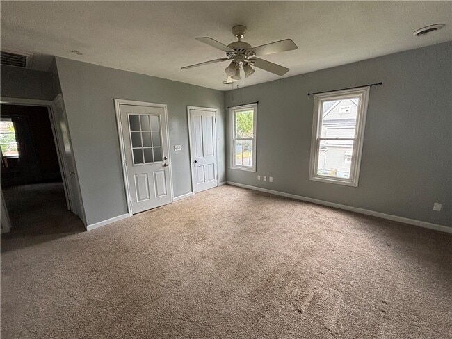 Primary Photo - 507 Welles St