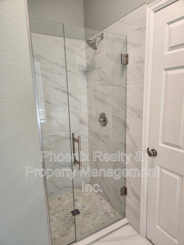 Building Photo - 4125 Portofino Dr