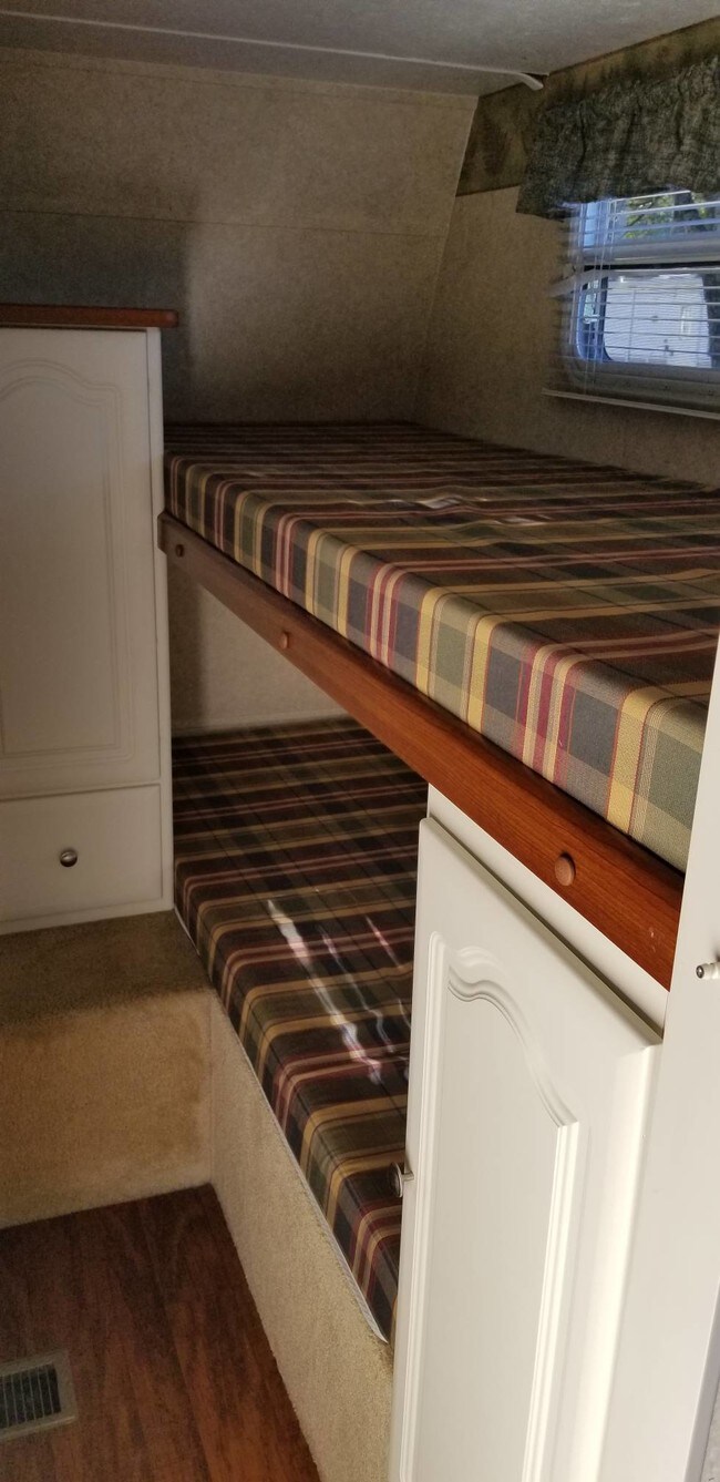 Building Photo - 6618 Topper Run