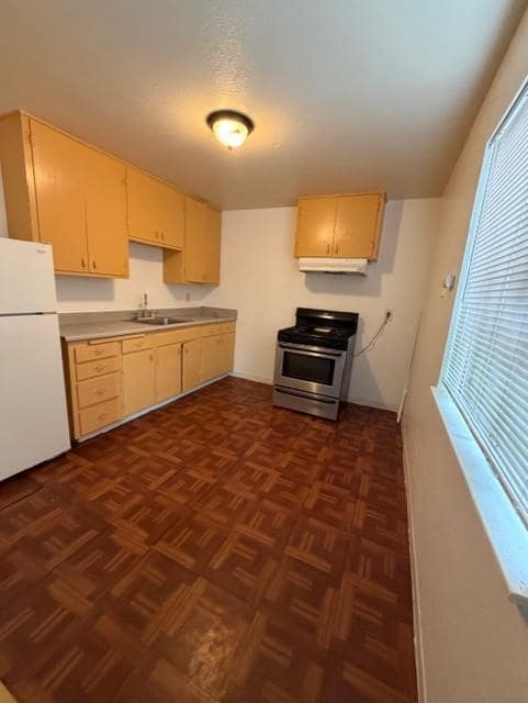 Building Photo - 410 S 34th St