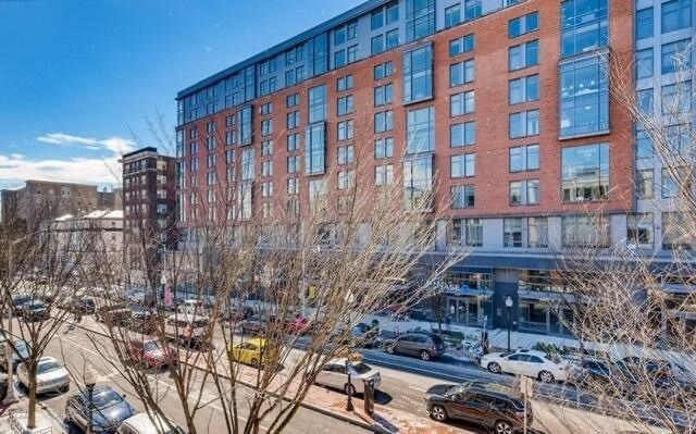 Building Photo - The Adams Apartments