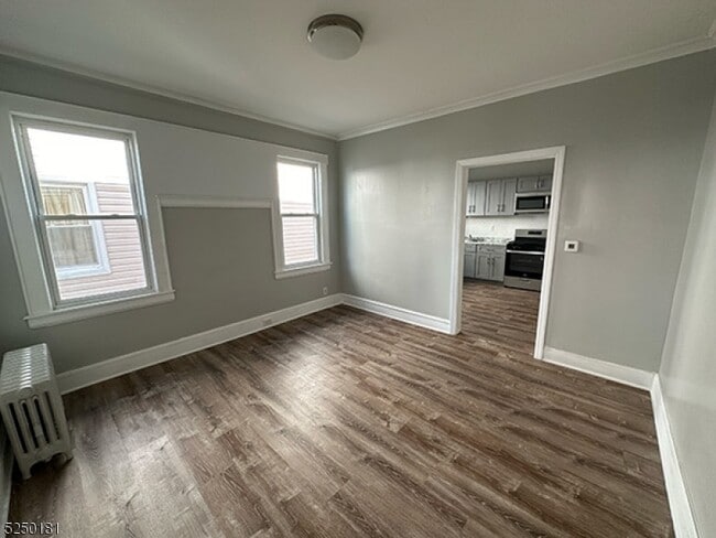 Building Photo - 100-102 Grand Ave