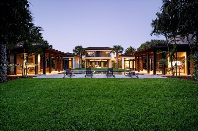 Building Photo - 9000 SW 63rd Ct