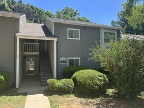 Building Photo - 2900 Heathstead Place