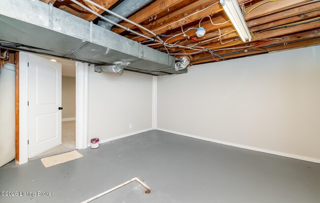 Building Photo - 7110 Fox Harbor Rd