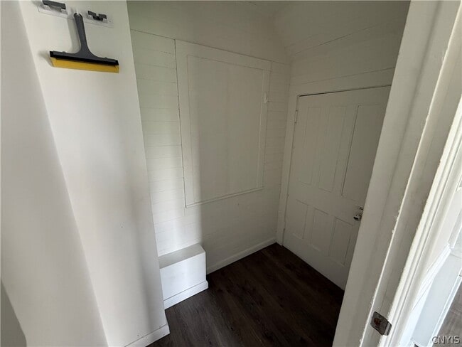 Building Photo - 250 W 2nd St