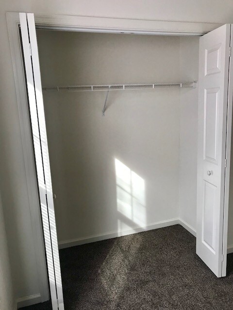 Building Photo - 319 E College Ave