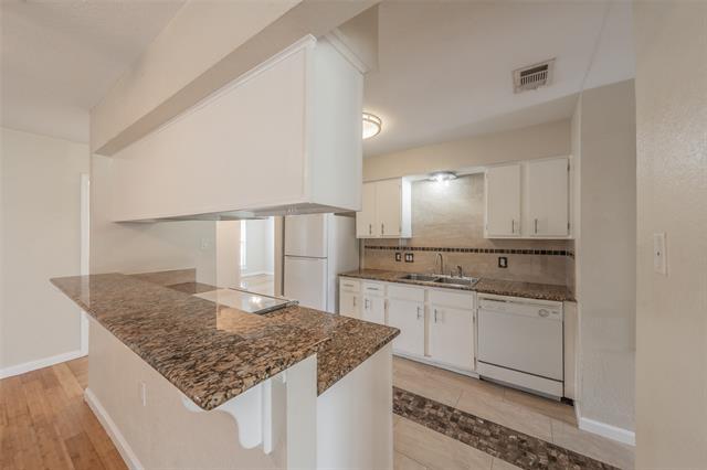 Building Photo - 3812 Indian Wells Dr