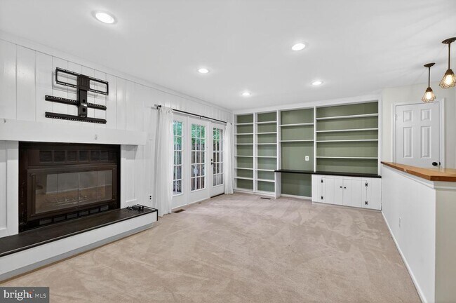 Building Photo - 12564 Garland Tree Ct
