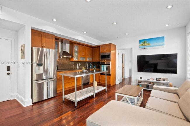 Building Photo - 1027 Pennsylvania Ave