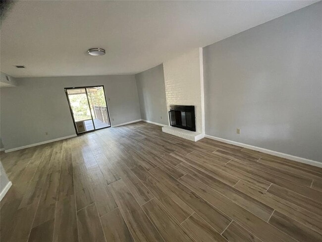 Building Photo - 8306 Hanbridge Ln