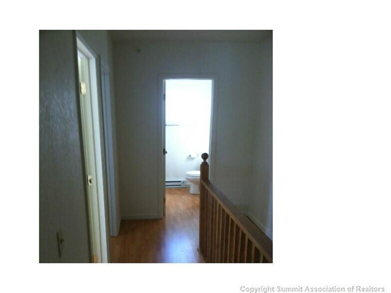 Building Photo - 813 Castello Ave