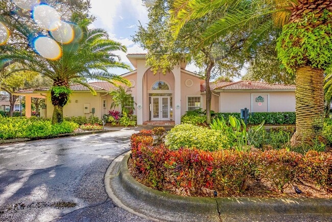 Building Photo - 4228 Central Sarasota Pkwy