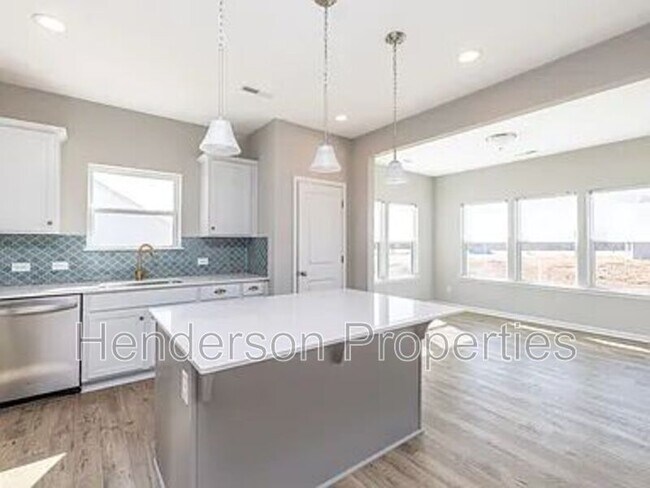 Building Photo - 160 Tillery Ln