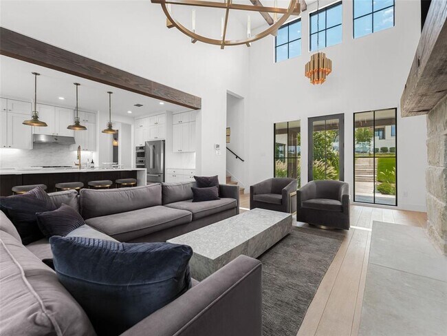 Building Photo - 505 Mission Bell Cv