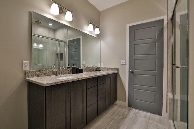 Building Photo - Gorgeous 3 Bedroom Home in Edwardsville