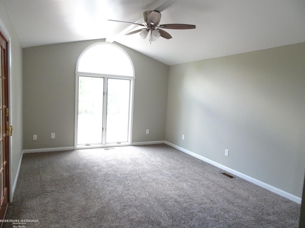 Building Photo - 32106 Gainsborough Dr