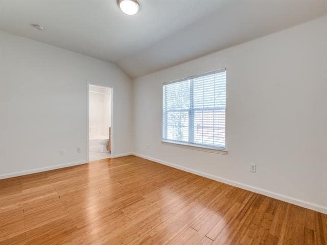 Building Photo - 1951 Bayside St