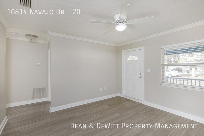 Building Photo - 10814 Navajo Dr
