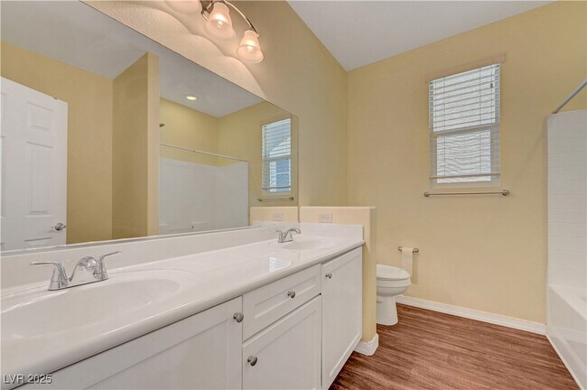 Building Photo - 7029 Chestnut Valley St