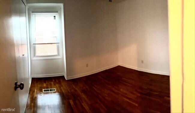 Building Photo - 2 br, 1 bath House - 2650 Wayside Dr