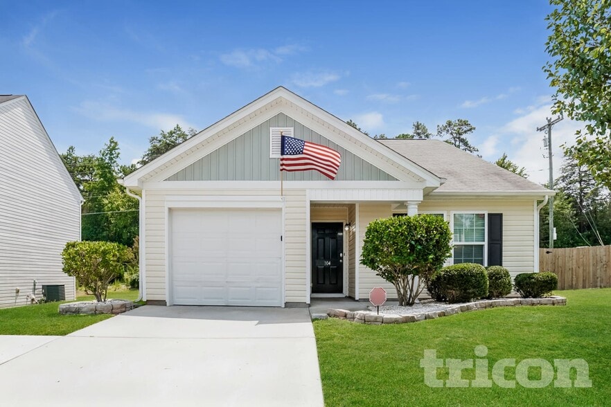 Primary Photo - 304 Kendall Dr