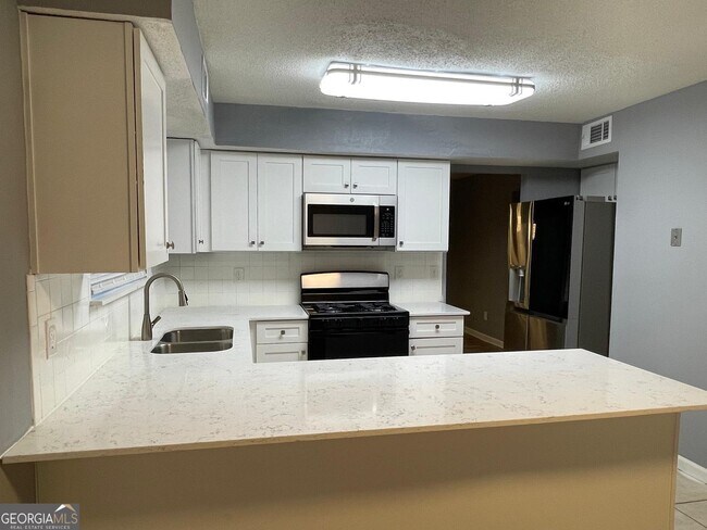 Building Photo - 5391 Kelleys Mill Cir