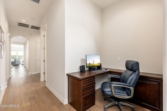 Building Photo - 9705 E Mountain Peak Dr
