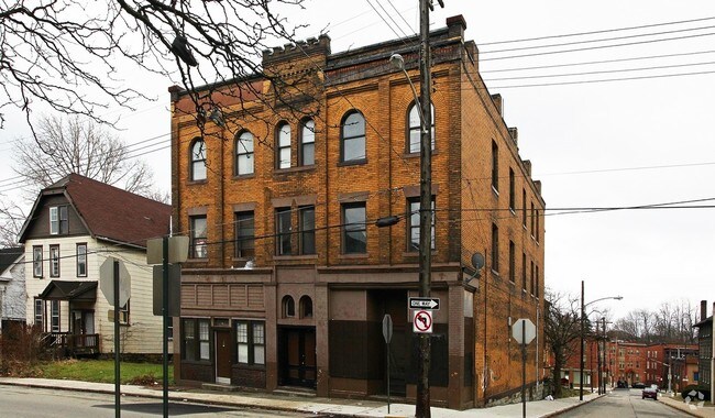 Building Photo - 734-736 Franklin Ave