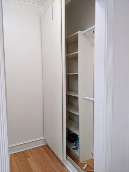 Building Photo - 43-33 46th St